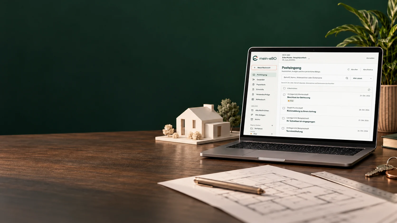 Produktillustration: mein-eBO am Arbeitsplatz für Immobiliengutachter